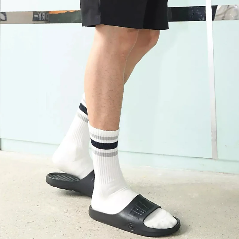 FREETIE Summer Women Men Indoor Slippers Casual Flat Non-Slip Shoes Bath Slippers Couple Family 35-44 Large Size
FREETIE Summer Women Men Indoor Slippers Casual Flat Non-Slip Shoes Bath Slippers Couple Family 35-44 Large Size
