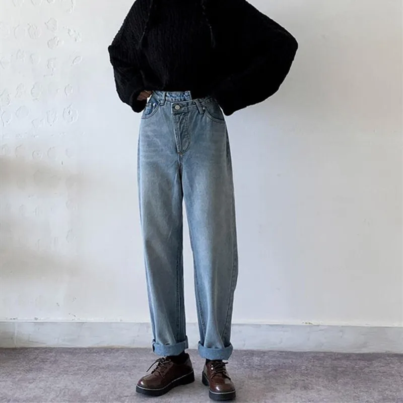 Woman Jeans High Waist Clothes Wide Leg Denim Clothing Blue Streetwear Vintage Quality 2020 Fall Fashion Straight Pants 
Woman Jeans High Waist Clothes Wide Leg Denim Clothing Blue Streetwear Vintage Quality 2020 Fall Fashion Straight Pants