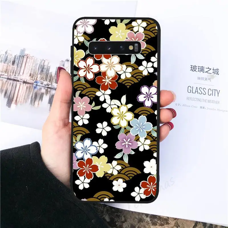 Dark flower Black retro art Phone Case For Samsung galaxy S 7 8 9 10 20 edge A 6 10 20 30 50 51 70 note 10 plus
Dark flower Black retro art Phone Case For Samsung galaxy S 7 8 9 10 20 edge A 6 10 20 30 50 51 70 note 10 plus