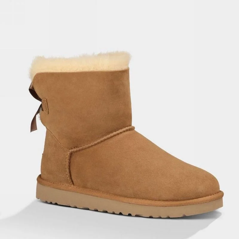 2021 New Classic Women Warm Snow Boots Winter Boot with Bowknots Genuine Cowhide Leather Women Boots Ankle Boots Fur Shoes Black 
2021 New Classic Women Warm Snow Boots Winter Boot with Bowknots Genuine Cowhide Leather Women Boots Ankle Boots Fur Shoes Black