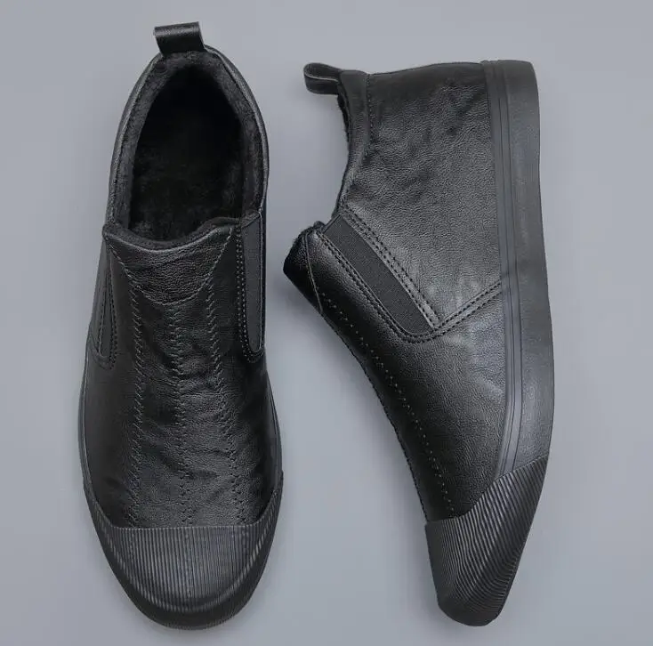 Nice Winter Boots New Cool Men Warm Fur Plush Inside Leather Boots Man Trend Casual Shoes Man Warm Shoes 
Nice Winter Boots New Cool Men Warm Fur Plush Inside Leather Boots Man Trend Casual Shoes Man Warm Shoes