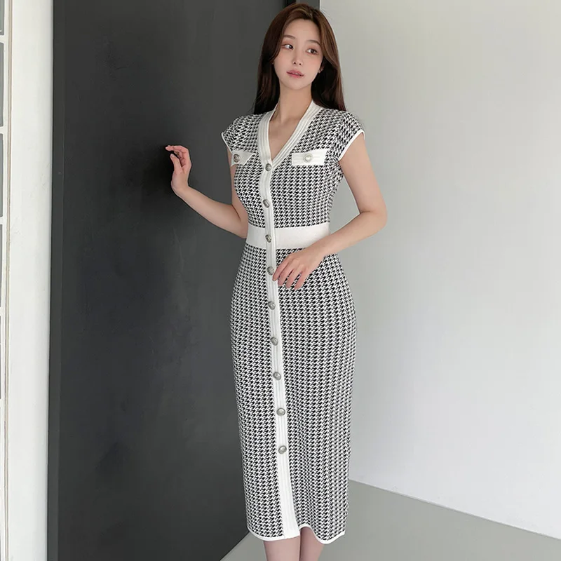 Summer Plover Knitted Dress for Women Short Sleeve Office Lady Fashion Casual Clothing
Summer Plover Knitted Dress for Women Short Sleeve Office Lady Fashion Casual Clothing
