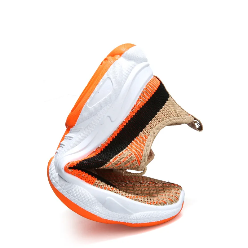 2020 new spring and summer trend men's shoes wild sports casual mesh couple running shoes flying woven driving shoes
2020 new spring and summer trend men's shoes wild sports casual mesh couple running shoes flying woven driving shoes