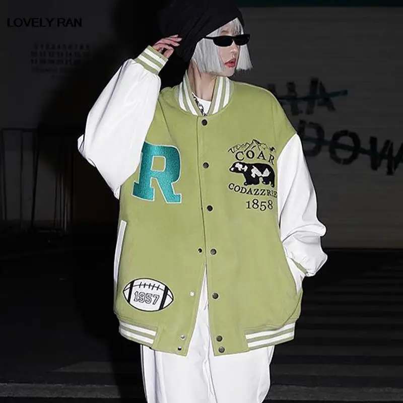 Женская куртка-бомбер с вышивкой, осенняя простая бейсбольная куртка составного кроя с буквенным принтом, 2021
Женская куртка-бомбер с вышивкой, осенняя простая бейсбольная куртка составного кроя с буквенным принтом, 2021