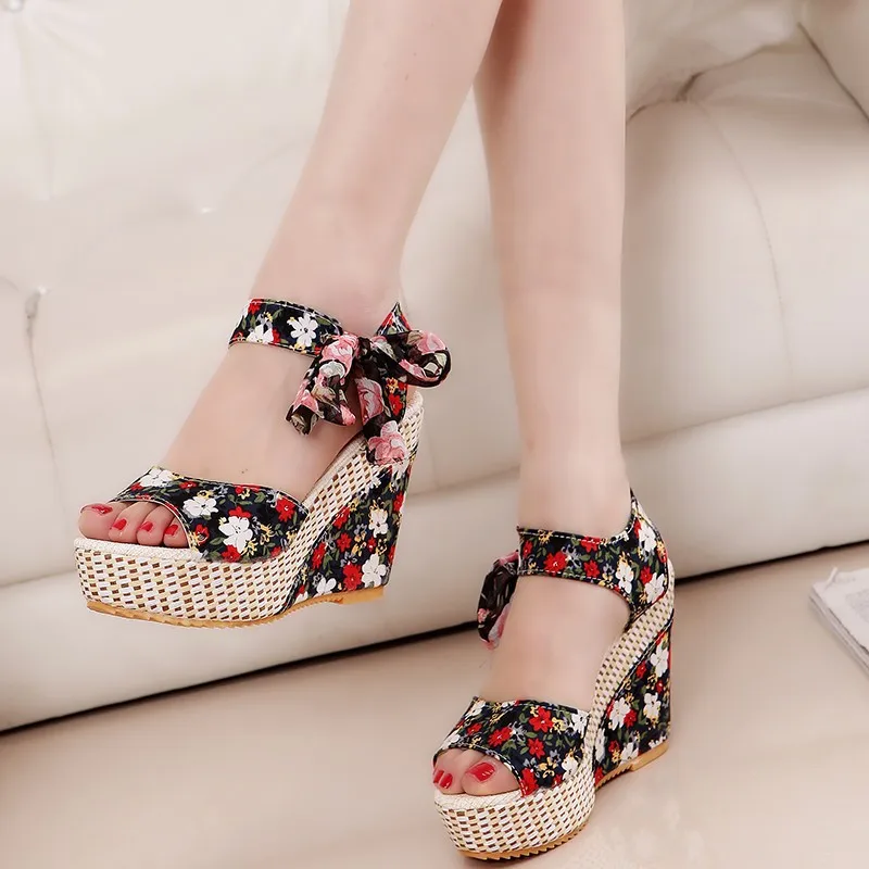Wedges Sandal with Platforms Shoe for Woman Pumps Wedge Heels Women Sandle Fashion Gladiator Sandals Women 2020 Platform Shoes
Wedges Sandal with Platforms Shoe for Woman Pumps Wedge Heels Women Sandle Fashion Gladiator Sandals Women 2020 Platform Shoes