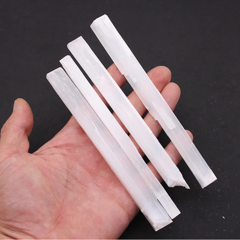 5pcs Hot Sell Natural White Selenite Gypsum Sticks Lrregular Reiki Mineral Specimen Healing Crystal For Home Decor
5pcs Hot Sell Natural White Selenite Gypsum Sticks Lrregular Reiki Mineral Specimen Healing Crystal For Home Decor