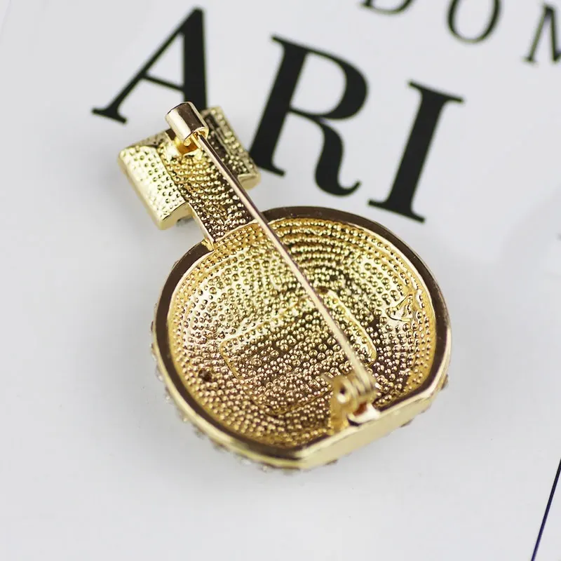 Luxury Stereo Brooches Full Rhinestone Number 5 Party Wedding Brooch Gift For Woman
Luxury Stereo Brooches Full Rhinestone Number 5 Party Wedding Brooch Gift For Woman