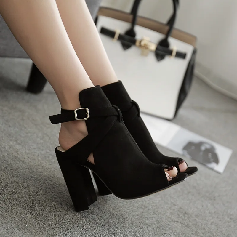 Summer Women Ankle Strap Sandals Flock Buckle Strap Square heel 11.5CM High Heels Sandals Women Shoes Sexy Pumps
Summer Women Ankle Strap Sandals Flock Buckle Strap Square heel 11.5CM High Heels Sandals Women Shoes Sexy Pumps