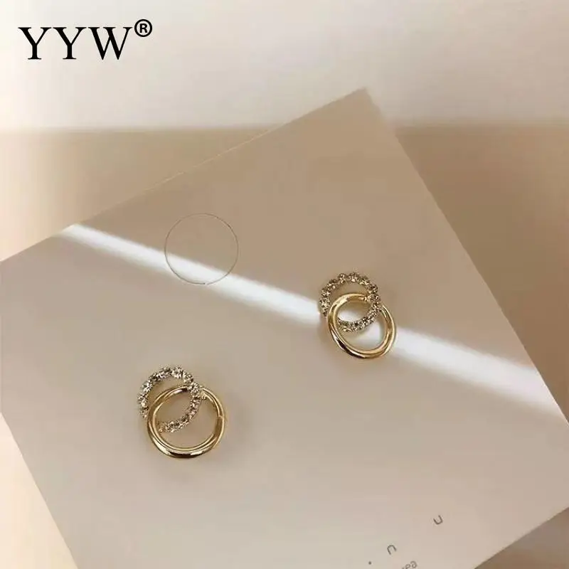 Round Pearl Earrings Simple Temperament Personality Versatile Pearl Fashion Earrings For Female Daily Wear Or Matching Clothes
Round Pearl Earrings Simple Temperament Personality Versatile Pearl Fashion Earrings For Female Daily Wear Or Matching Clothes