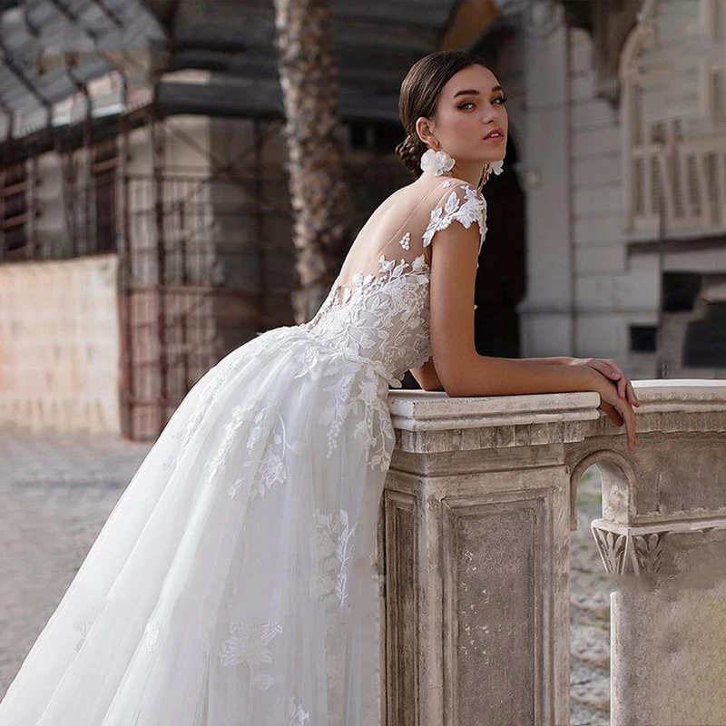 Hi Shy Bride New simple wedding dress backless sleeveless design chiffon lace bride dresses princess dress plus size tailor-made
Hi Shy Bride New simple wedding dress backless sleeveless design chiffon lace bride dresses princess dress plus size tailor-made
