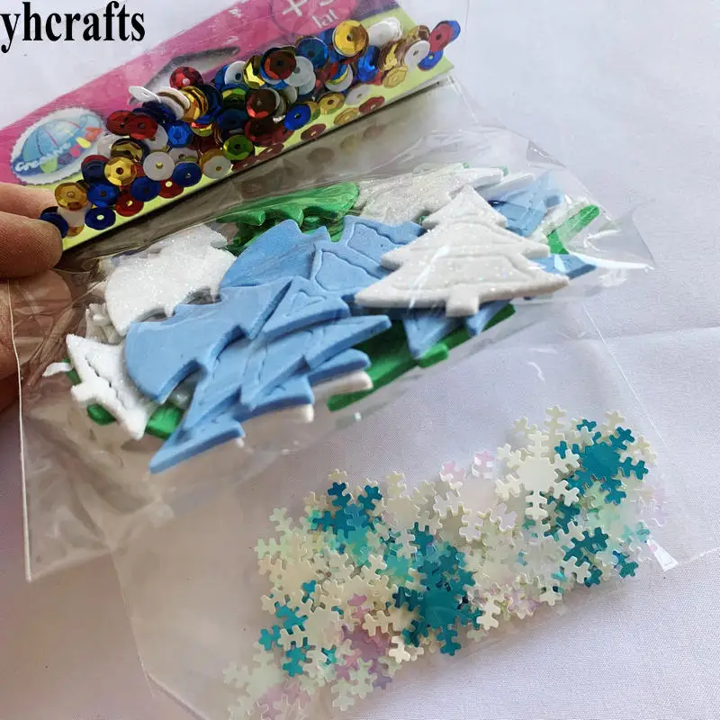 1bag/LOT Mix glitter Christmas tree foam stickers snowflake sequins crafts bag Kindergarten diy toys Wall decoration class OEM | Игрушки и