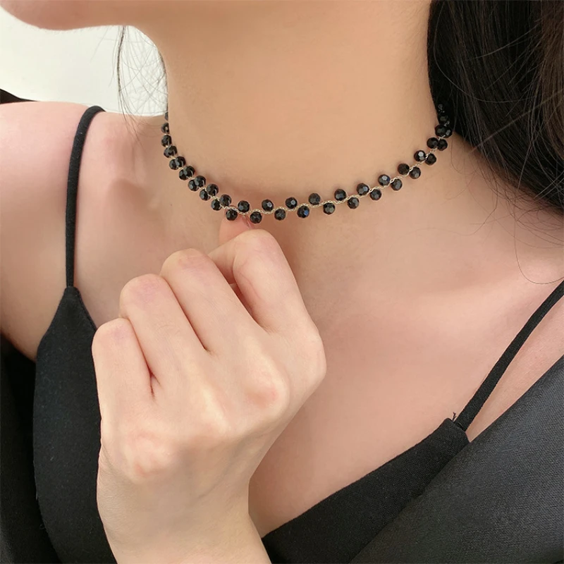 New fashion personality black crystal pearl necklace feminine temperament all-match exquisite choker clavicle chain
New fashion personality black crystal pearl necklace feminine temperament all-match exquisite choker clavicle chain