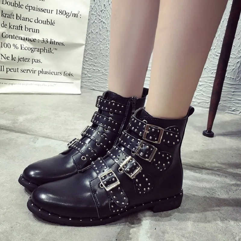 2019 autumn and winter new side zipper low-heeled short round head women's ankle boots PU low-heeled rivet casual boots
2019 autumn and winter new side zipper low-heeled short round head women's ankle boots PU low-heeled rivet casual boots
