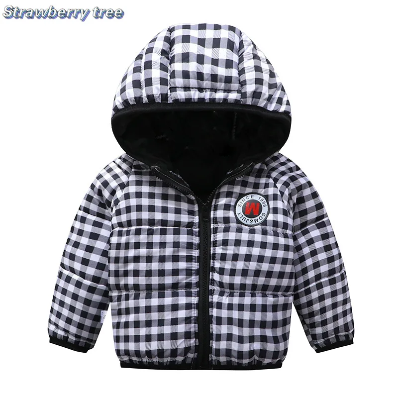 Детское зимнее пальто с капюшоном, на хлопковом наполнителе
Детское зимнее пальто с капюшоном, на хлопковом наполнителе