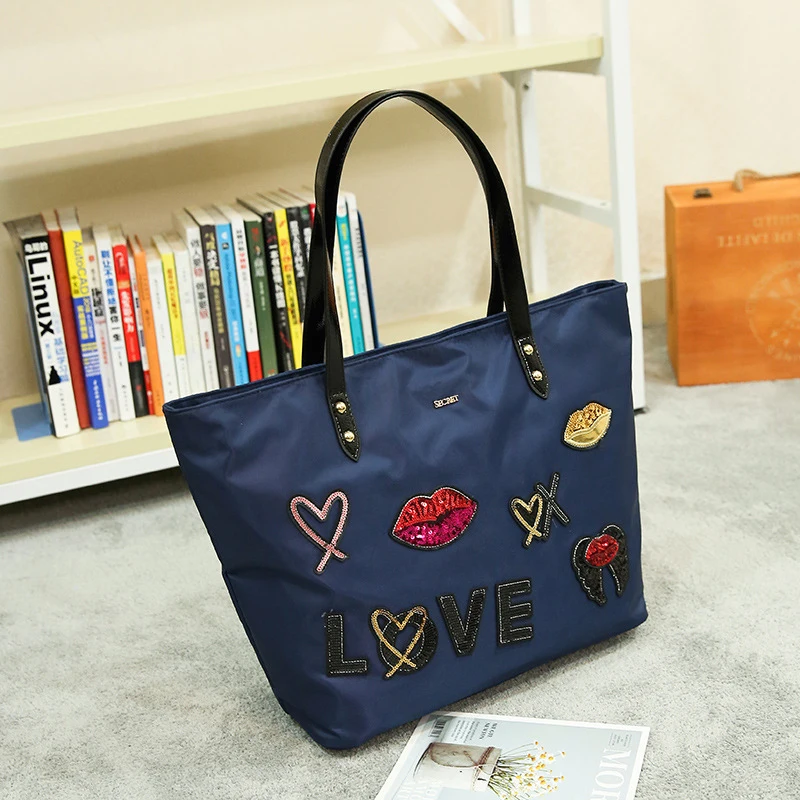 For Women 2021 Shoulder Bags Casual Tote Female Handbag Yoga Package Mummy Bag Sequins Travel Luxury Desig Bags Canvas Band Bags
For Women 2021 Shoulder Bags Casual Tote Female Handbag Yoga Package Mummy Bag Sequins Travel Luxury Desig Bags Canvas Band Bags