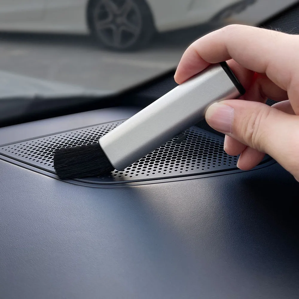 Универсальная автоматическая выдвижная щетка для воздуховыпускного отверстия для Fiat Ford Geely Great Wall Haval Honda Hummer Hyundai Ford-Focus MK, аксессуары
Универсальная автоматическая выдвижная щетка для воздуховыпускного отверстия для Fiat Ford Geely Great Wall Haval Honda Hummer Hyundai Ford-Focus MK, аксессуары