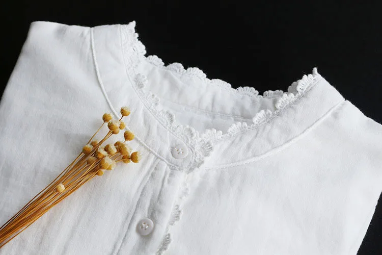7578 New Spring Women Blouse Literary Cotton Lace Stand Collar Long Sleeve Solid Color Shirt Casual White Blouse Women
7578 New Spring Women Blouse Literary Cotton Lace Stand Collar Long Sleeve Solid Color Shirt Casual White Blouse Women
