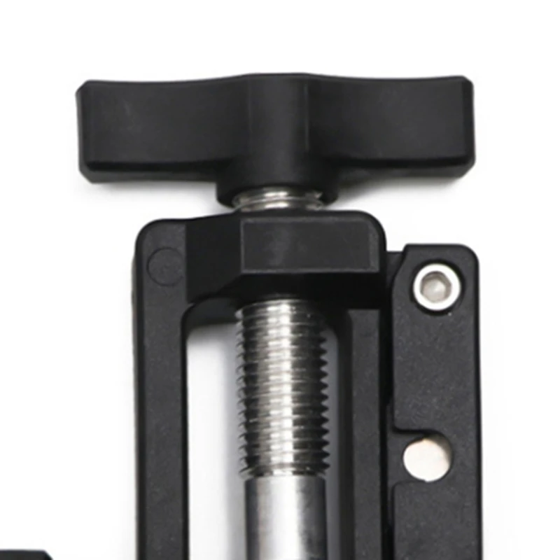 Road Bike Oil Needle Tool Press-in Oil Needle Olive Head Installation Needle Driver Tool for 5/5.5mm Tubing and Needle
Road Bike Oil Needle Tool Press-in Oil Needle Olive Head Installation Needle Driver Tool for 5/5.5mm Tubing and Needle