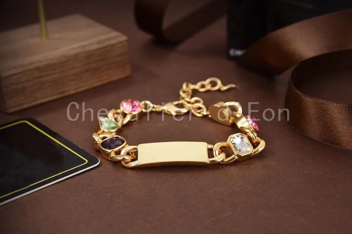 Bohemian Gold Color Chain Bracelets Women Fashion Vintage Statement Crystal Bracelet For Women Charm Bangles Femme Jewelry 
Bohemian Gold Color Chain Bracelets Women Fashion Vintage Statement Crystal Bracelet For Women Charm Bangles Femme Jewelry