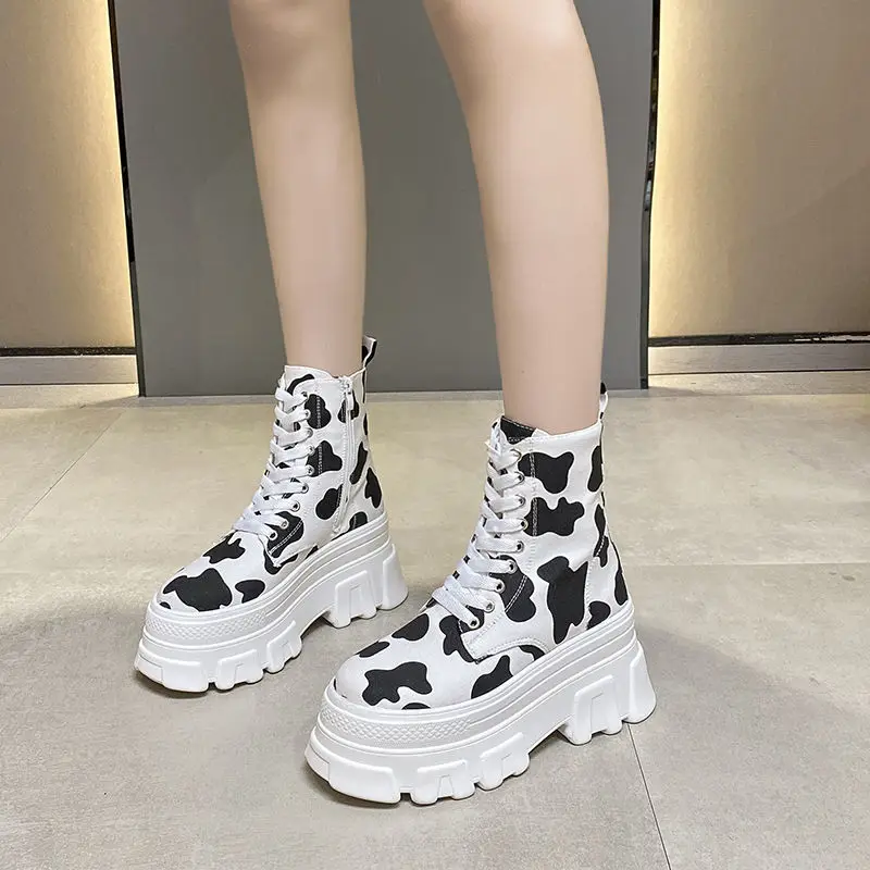 Martens Boots Women's 2021 New Summer Thin Zebra Pattern High-Top Women's Raise the Bottom Platform Dad Canvas Shoes
Martens Boots Women's 2021 New Summer Thin Zebra Pattern High-Top Women's Raise the Bottom Platform Dad Canvas Shoes