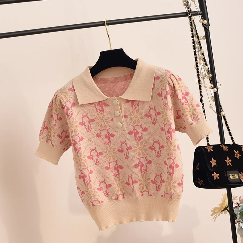Knitwear short sleeve women's summer thin top slim Lapel short pink jacquard gentle wind thin Pullover
Knitwear short sleeve women's summer thin top slim Lapel short pink jacquard gentle wind thin Pullover