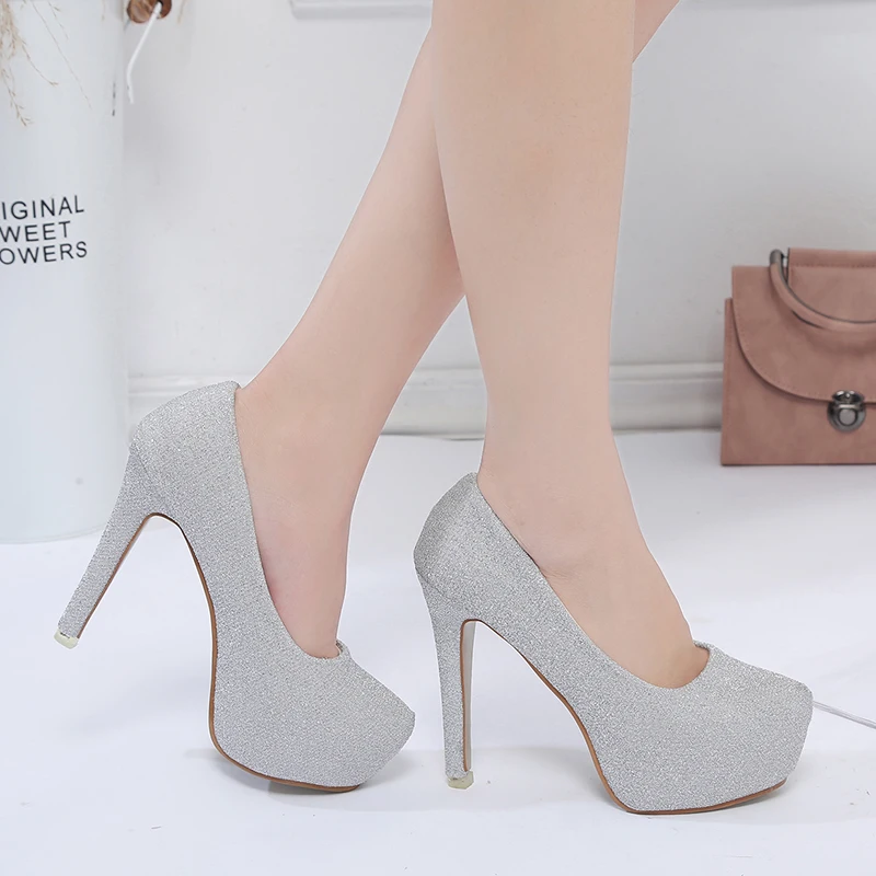 2020 crystal pumps women shoes platform high heels wedding shoes bride red silver platform high heels ladies shoes woman U18-17
2020 crystal pumps women shoes platform high heels wedding shoes bride red silver platform high heels ladies shoes woman U18-17
