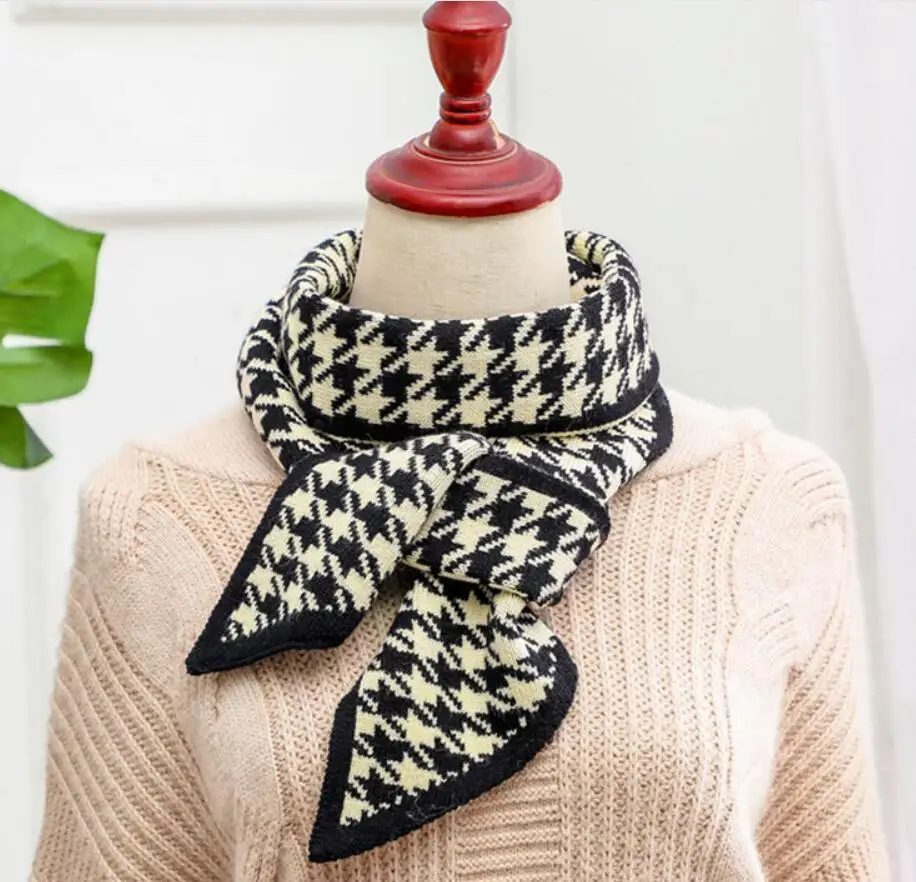 Luxury Brand Winter Scarf Women Bird Print Knitted Scarves Wraps Sharp Angle Shawls Warm Long Narrow Small Skinny Neckerchief
Luxury Brand Winter Scarf Women Bird Print Knitted Scarves Wraps Sharp Angle Shawls Warm Long Narrow Small Skinny Neckerchief