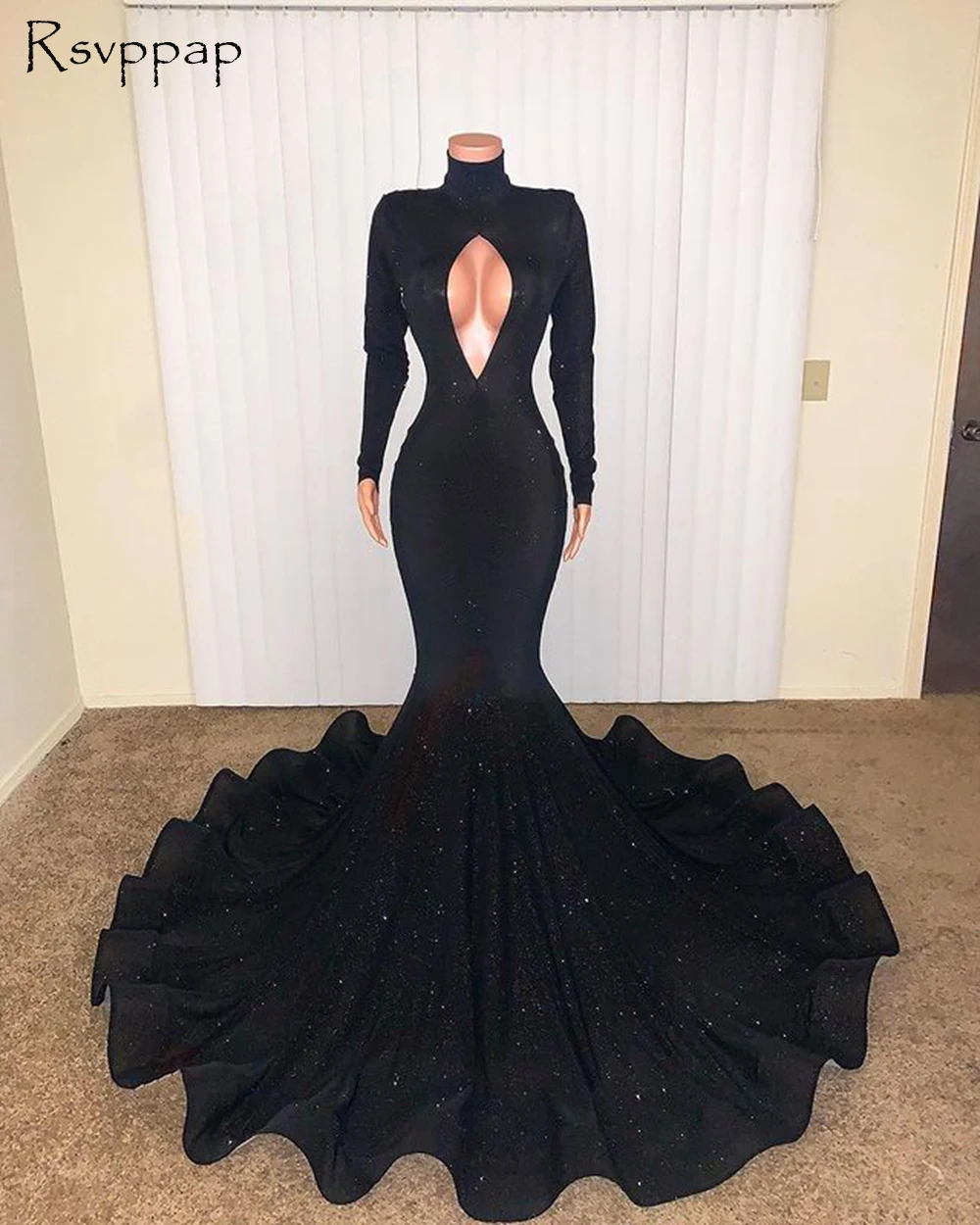 Long Black Prom Dresses 2021 High Neck Long Sleeve Sexy Mermaid Cut Out African Girls Prom Party Night Gowns With Train
Long Black Prom Dresses 2021 High Neck Long Sleeve Sexy Mermaid Cut Out African Girls Prom Party Night Gowns With Train