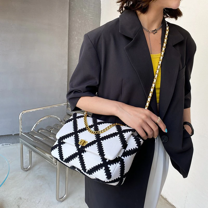 Brand Chains Designer Handbags 2021 Luxury Large Capacity Crossbody Bags For Women Shoulder Bags Totes Messenger Bag Sac A Main
Brand Chains Designer Handbags 2021 Luxury Large Capacity Crossbody Bags For Women Shoulder Bags Totes Messenger Bag Sac A Main