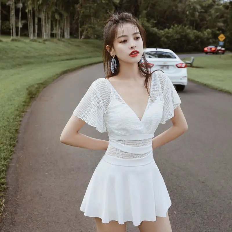 Solid Swimwear Female Summer Cover Belly Slim Sexy One-Piece Hot Spring Conservative 2021 New Fashion Casual Vacation Swimsuit
Solid Swimwear Female Summer Cover Belly Slim Sexy One-Piece Hot Spring Conservative 2021 New Fashion Casual Vacation Swimsuit