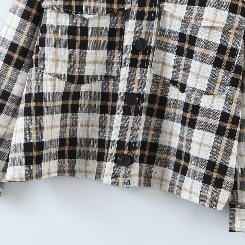 2021 spring new women's clothing plaid shirt jacket lapel single-breasted pockets loose long sleeves
2021 spring new women's clothing plaid shirt jacket lapel single-breasted pockets loose long sleeves