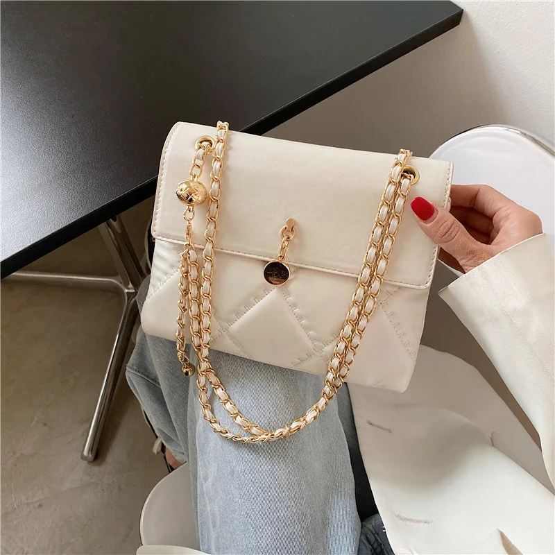 Lingge Embroidery Thread Simple Casual Commuter Bag Female Bag 2021 Summer New Korean Fashion One Shoulder Messenger Chain Bag
Lingge Embroidery Thread Simple Casual Commuter Bag Female Bag 2021 Summer New Korean Fashion One Shoulder Messenger Chain Bag