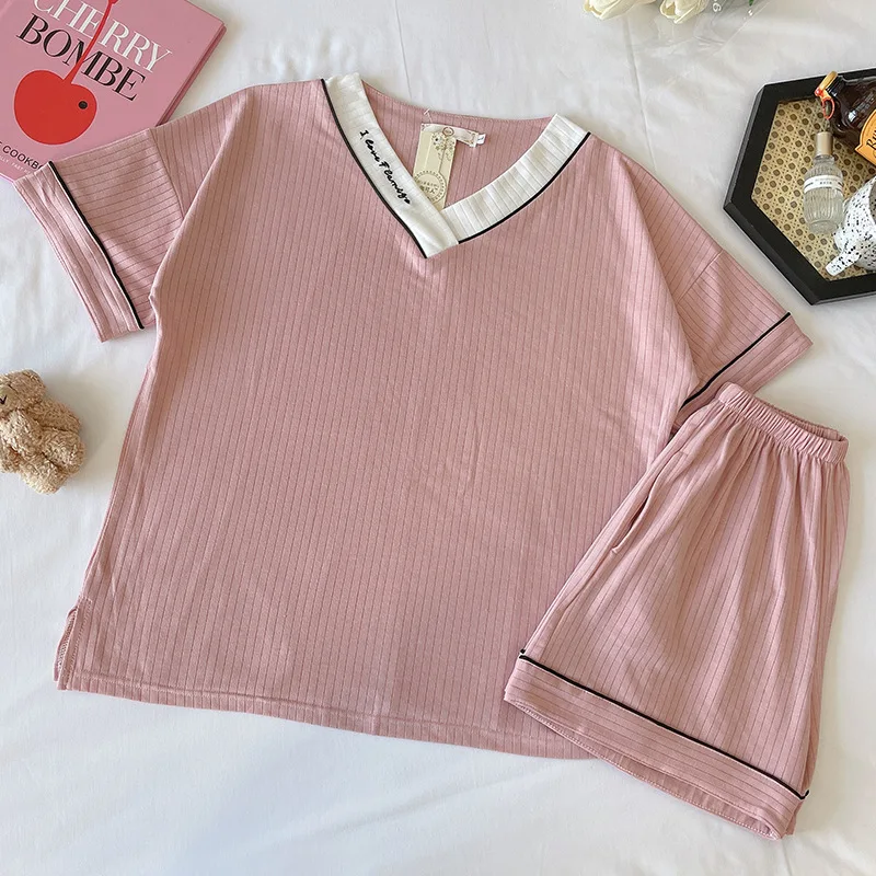 Multi-color pajamas women summer thin short-sleeved 2021 new suit simple natural V-neck threaded home service women
Multi-color pajamas women summer thin short-sleeved 2021 new suit simple natural V-neck threaded home service women
