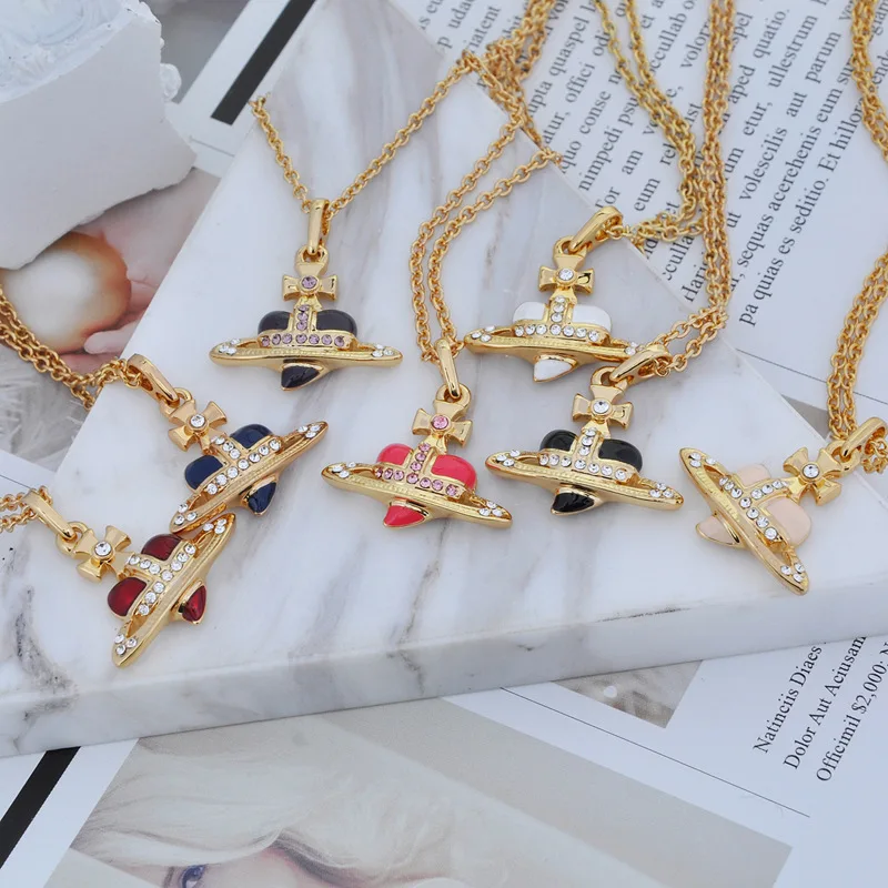 High Quality Luxury Brand Vivienne Pendant Necklace For Women Heart Saturn Fashion Chain Charm Lady Jewelry Neck Necklaces Gift
High Quality Luxury Brand Vivienne Pendant Necklace For Women Heart Saturn Fashion Chain Charm Lady Jewelry Neck Necklaces Gift