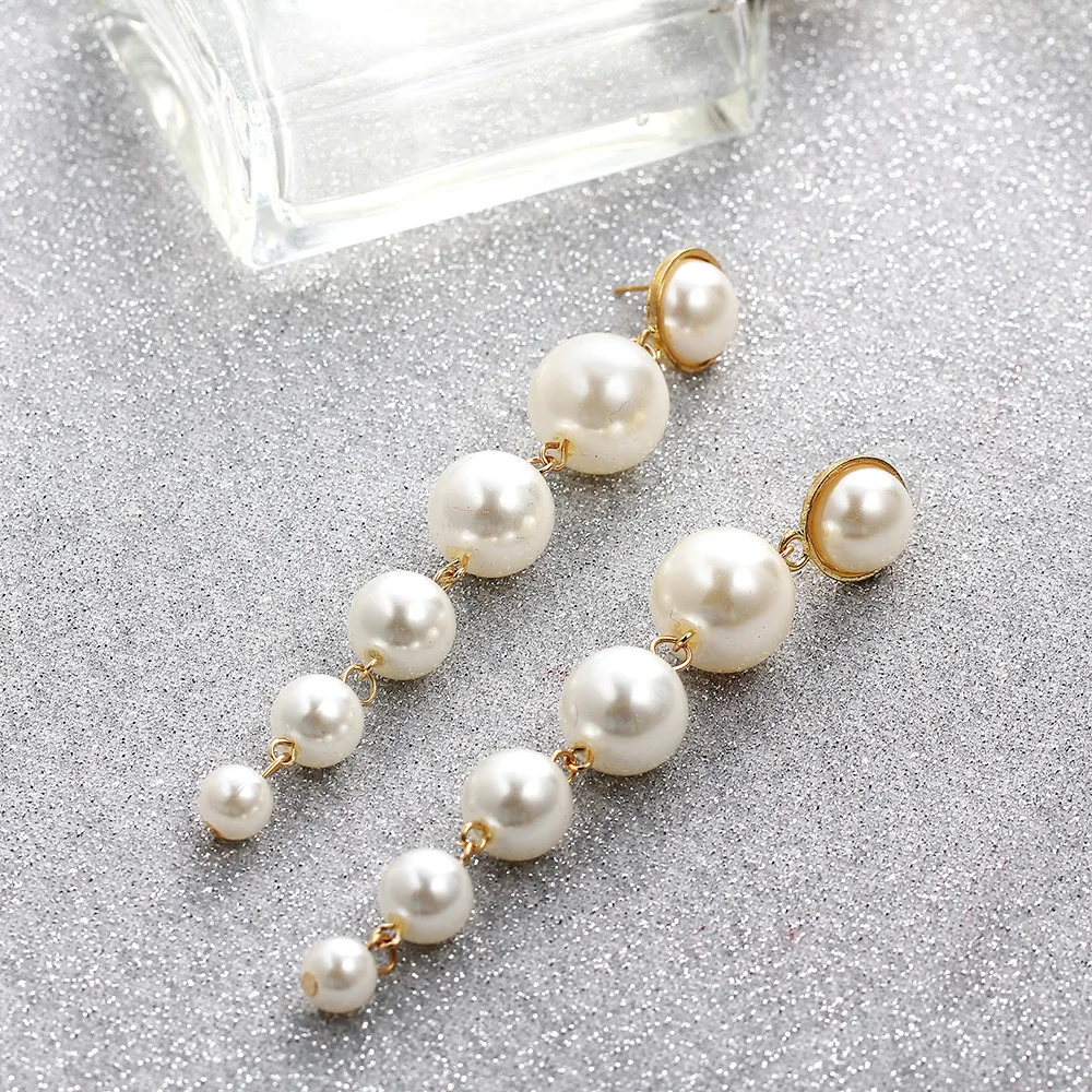 Fashion New Gold Color Imitation Pearl Long Women's Earrings 2021 Geometric Round Drop Earrings Mother's Day Jewelry Gift
Fashion New Gold Color Imitation Pearl Long Women's Earrings 2021 Geometric Round Drop Earrings Mother's Day Jewelry Gift