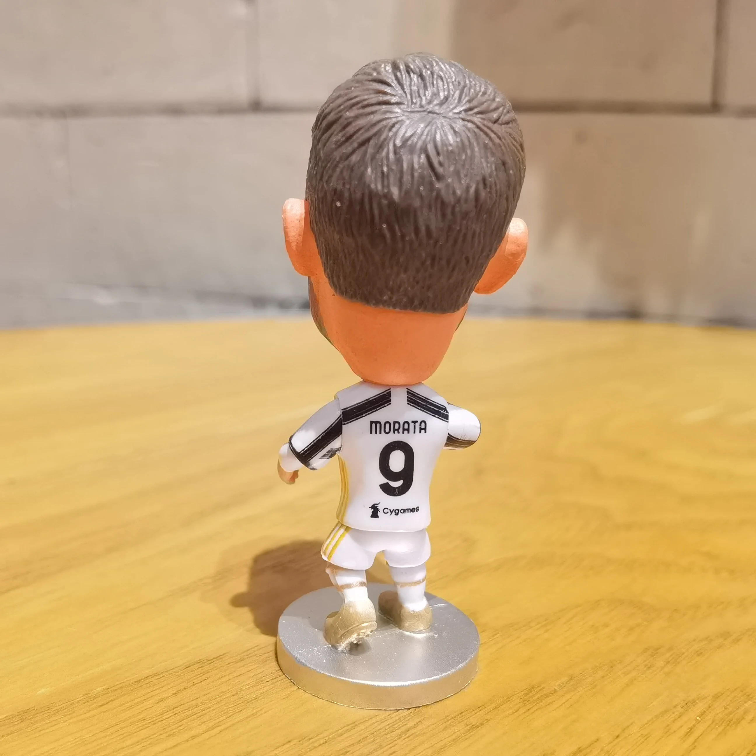 Football Star Morata 21 Resin Doll Action Figure 6.5 cm Mini Toy Collectible Gift
Football Star Morata 21 Resin Doll Action Figure 6.5 cm Mini Toy Collectible Gift