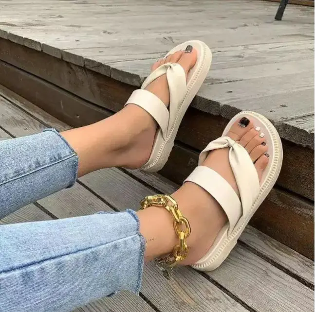 2021 Summer New Women's Sandals Thick Bottomed Non Slip Beach Flat Shoes Muffin Casual Women's Shoes Versatile Hot Sale 6KF228
2021 Summer New Women's Sandals Thick Bottomed Non Slip Beach Flat Shoes Muffin Casual Women's Shoes Versatile Hot Sale 6KF228