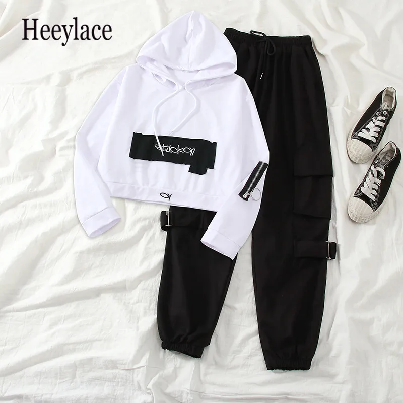 2021 Women's Pocket 2 Piece Jogger Pullover Elastic High Waist Streetwear Harajuku Pant Chain Females Two Piece Cargo Pants
2021 Women's Pocket 2 Piece Jogger Pullover Elastic High Waist Streetwear Harajuku Pant Chain Females Two Piece Cargo Pants