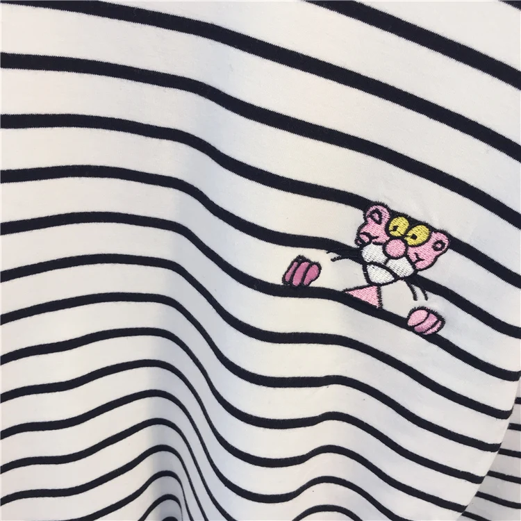 New Spring Fall Embroidered Cartoon Loose Stripe T-shirt Woman Round Neck Leisure Long Sleeve Base Shirt Cotton Top Girls
New Spring Fall Embroidered Cartoon Loose Stripe T-shirt Woman Round Neck Leisure Long Sleeve Base Shirt Cotton Top Girls
