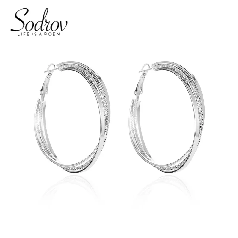 Earrings for Women 2021 Korean Fashion Clip on Earrings Gold Earrings Dangle Earrings 2021 Trend Hoop Earring Retro Jewelry
Earrings for Women 2021 Korean Fashion Clip on Earrings Gold Earrings Dangle Earrings 2021 Trend Hoop Earring Retro Jewelry
