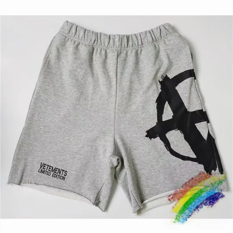 VETEMENTS Anarchy Shorts Men Women Gothic Letter Top Quality Vetements Shorts VTM Breeches
VETEMENTS Anarchy Shorts Men Women Gothic Letter Top Quality Vetements Shorts VTM Breeches