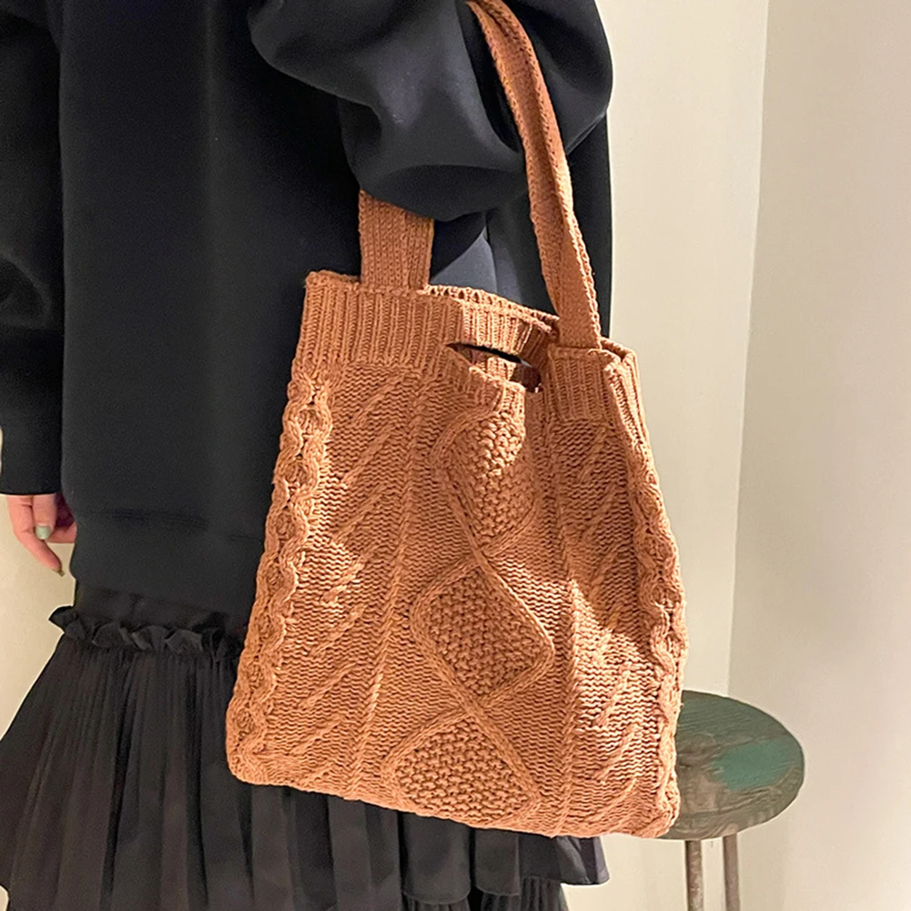 Vintage Shoulder Bag Women Knitted Winter Solid Color Shoulder Underarm Bag Daily Purse Handbag for Shopping Travel
Vintage Shoulder Bag Women Knitted Winter Solid Color Shoulder Underarm Bag Daily Purse Handbag for Shopping Travel