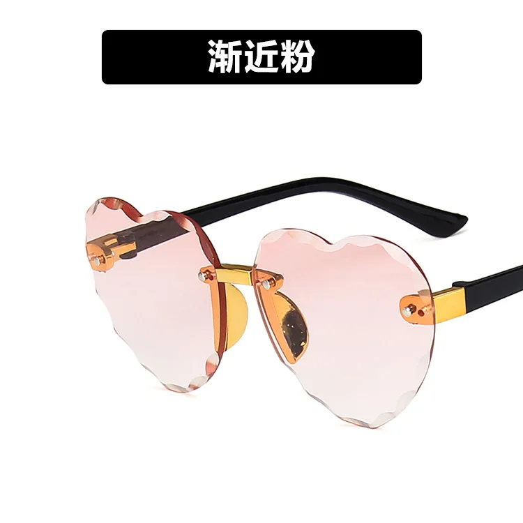 2021 Heart Rimless Sunglasses for children Fashion Heart Shape kids Sun Glasses Girls Outdoors Travel UV400 Protection Eyewear
2021 Heart Rimless Sunglasses for children Fashion Heart Shape kids Sun Glasses Girls Outdoors Travel UV400 Protection Eyewear