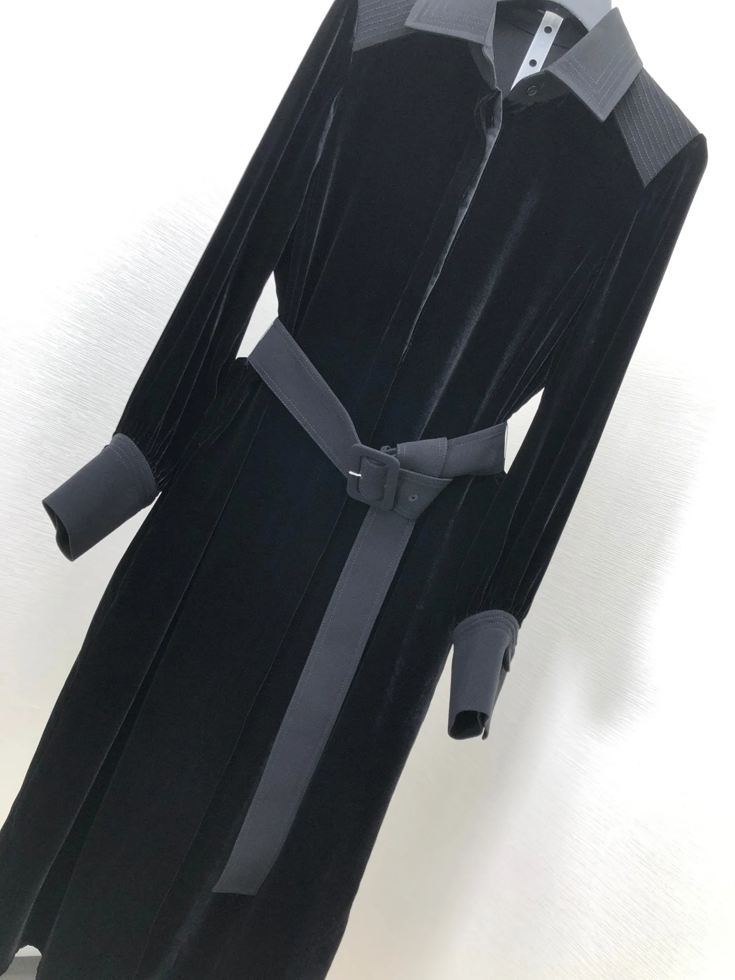2021 Новое Женское модное шелковое бархатное ацетатное платье с длинными рукавами