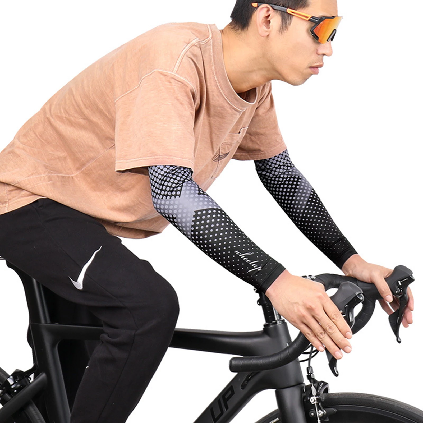 1 Pair Arm Sleeves Summer Sun UV Protection Ice Cool Cycling Running Fishing Climbing Driving Arm Cover Warmers For Men Women
1 Pair Arm Sleeves Summer Sun UV Protection Ice Cool Cycling Running Fishing Climbing Driving Arm Cover Warmers For Men Women