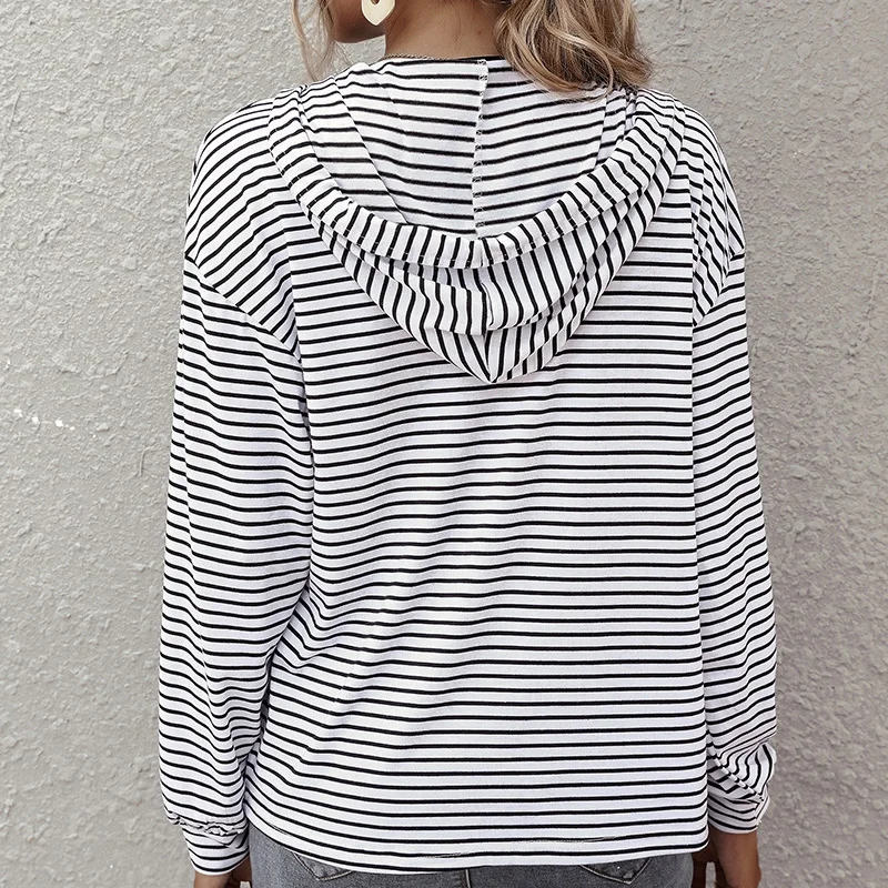 Women Harajuku Gothic Stripe Hoodies Loose V-Neck Kawaii Korean Thin Sweatshirt Kpop Tops
Women Harajuku Gothic Stripe Hoodies Loose V-Neck Kawaii Korean Thin Sweatshirt Kpop Tops