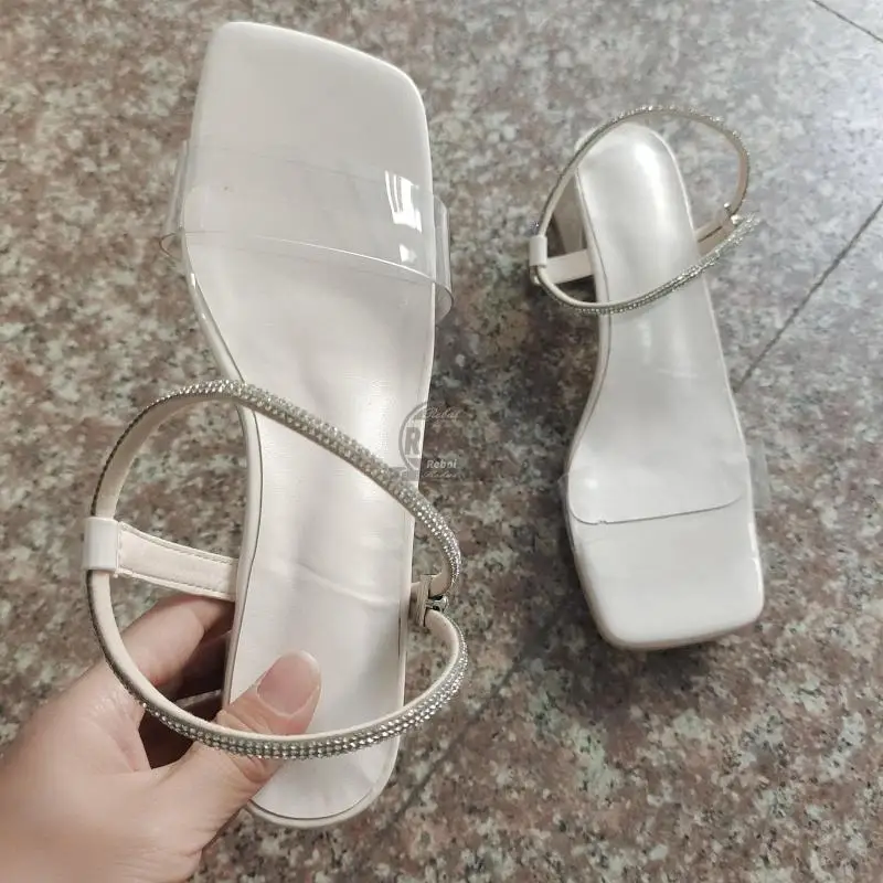 2022 REBAI New Women Fashion Slipper Square High Heel Classics Strap Sandal Ladies Elegant New Summer Bohemian Pumps Slides
2022 REBAI New Women Fashion Slipper Square High Heel Classics Strap Sandal Ladies Elegant New Summer Bohemian Pumps Slides