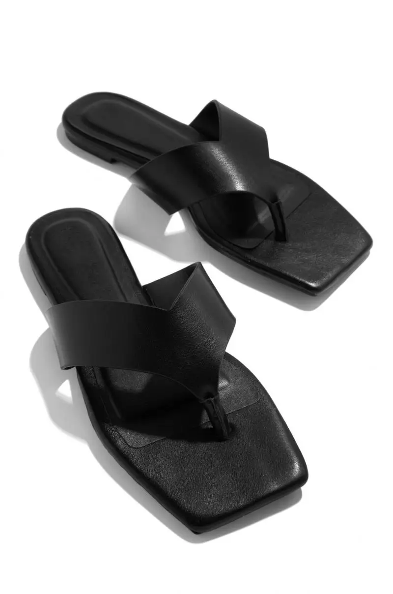 Women Slippers 2021 Summer Solid Color Outdoor Non-Slip Flat Sandals For Women Ladies Slides Square Toe Beach Flip Flops
Women Slippers 2021 Summer Solid Color Outdoor Non-Slip Flat Sandals For Women Ladies Slides Square Toe Beach Flip Flops