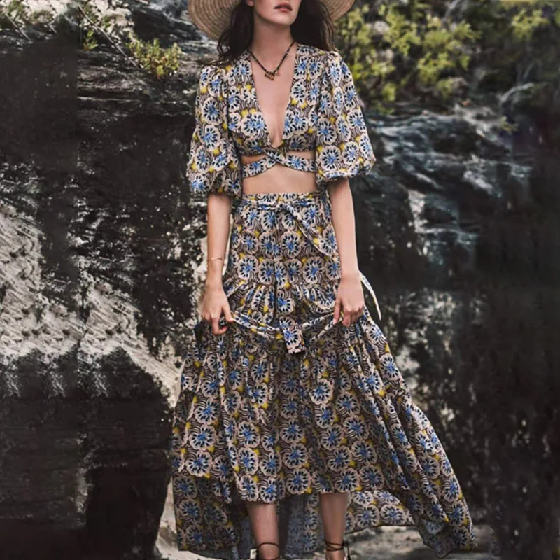 Mozision 2021 Spring New Hollow Out Print Dress For Women V Neck High Waist Long Dresses Ladies Sexy Party Elegant Vestidos 
Mozision 2021 Spring New Hollow Out Print Dress For Women V Neck High Waist Long Dresses Ladies Sexy Party Elegant Vestidos