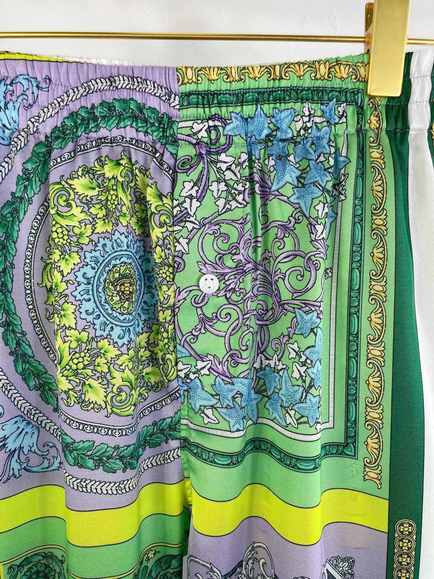 4.22 HIGH END QUALITY Fashion Print Silk Shirt Blouse or Elastic Waist Wide Leg Pants Set Women G2
4.22 HIGH END QUALITY Fashion Print Silk Shirt Blouse or Elastic Waist Wide Leg Pants Set Women G2